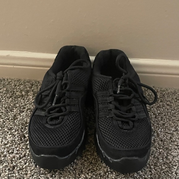 Boost Mesh Split Sole Dance Sneakers - Picture 3 of 7